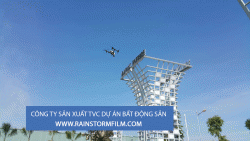 thiết bi bay ghi hình trên không drone đang thực hiện sản xuất dự án TVC giới thiệu bất động sản